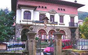 Hotel Mauleon